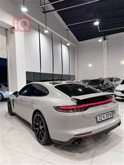 بورش باناميرا